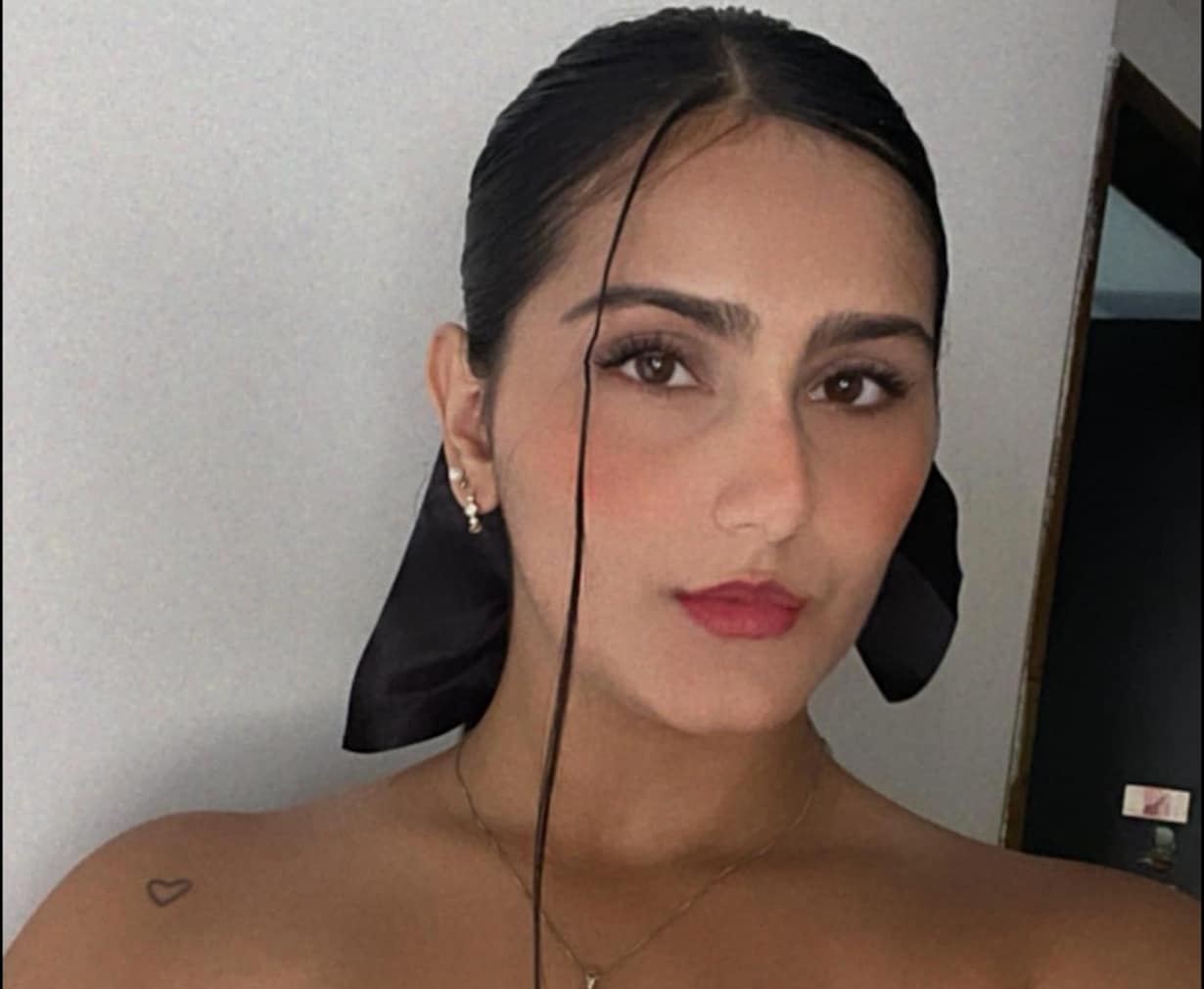 Influencer Estefanía 'La Traviesta' Restrepo Dies in Brutal Highway Attack