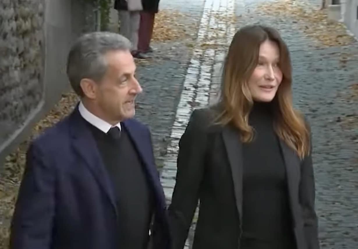 Ex French President Sarkozy Begins 5-Year Jail Sentence. Carla Bruni Tearful Goodbye