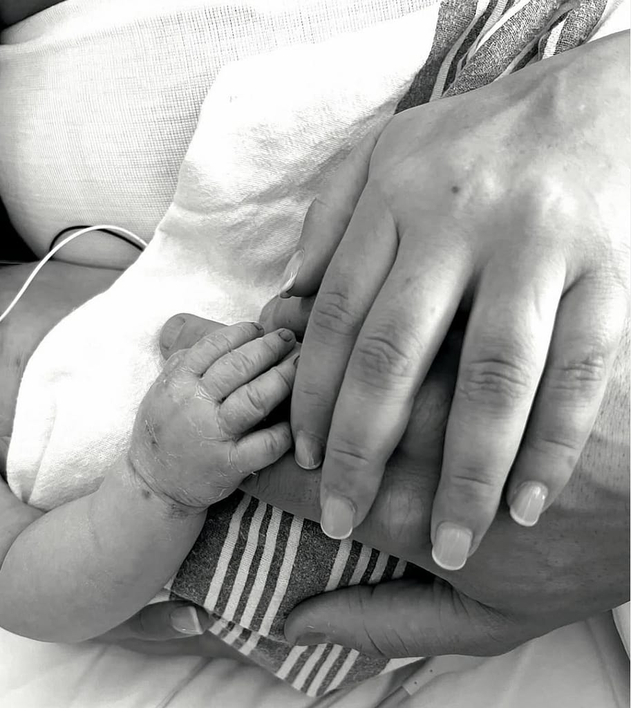 Dodgers’ Alex Vesia announced through social media that his baby girl passed away.