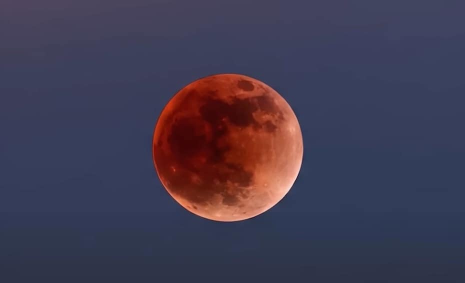 Rare Blood Moon Alert: Full Corn Moon Peaks This Weekend