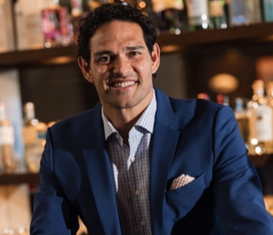 FOX sports host Mark Sanchez Stabbed During Parking Argument